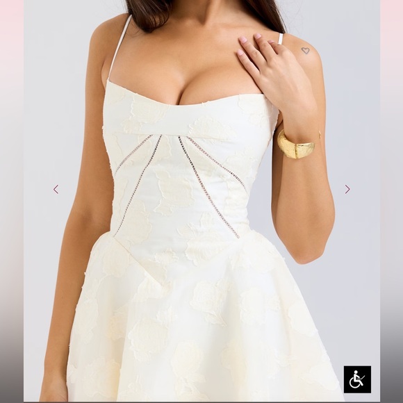 SERENITA - Vintage Cream Floral Mini Dress